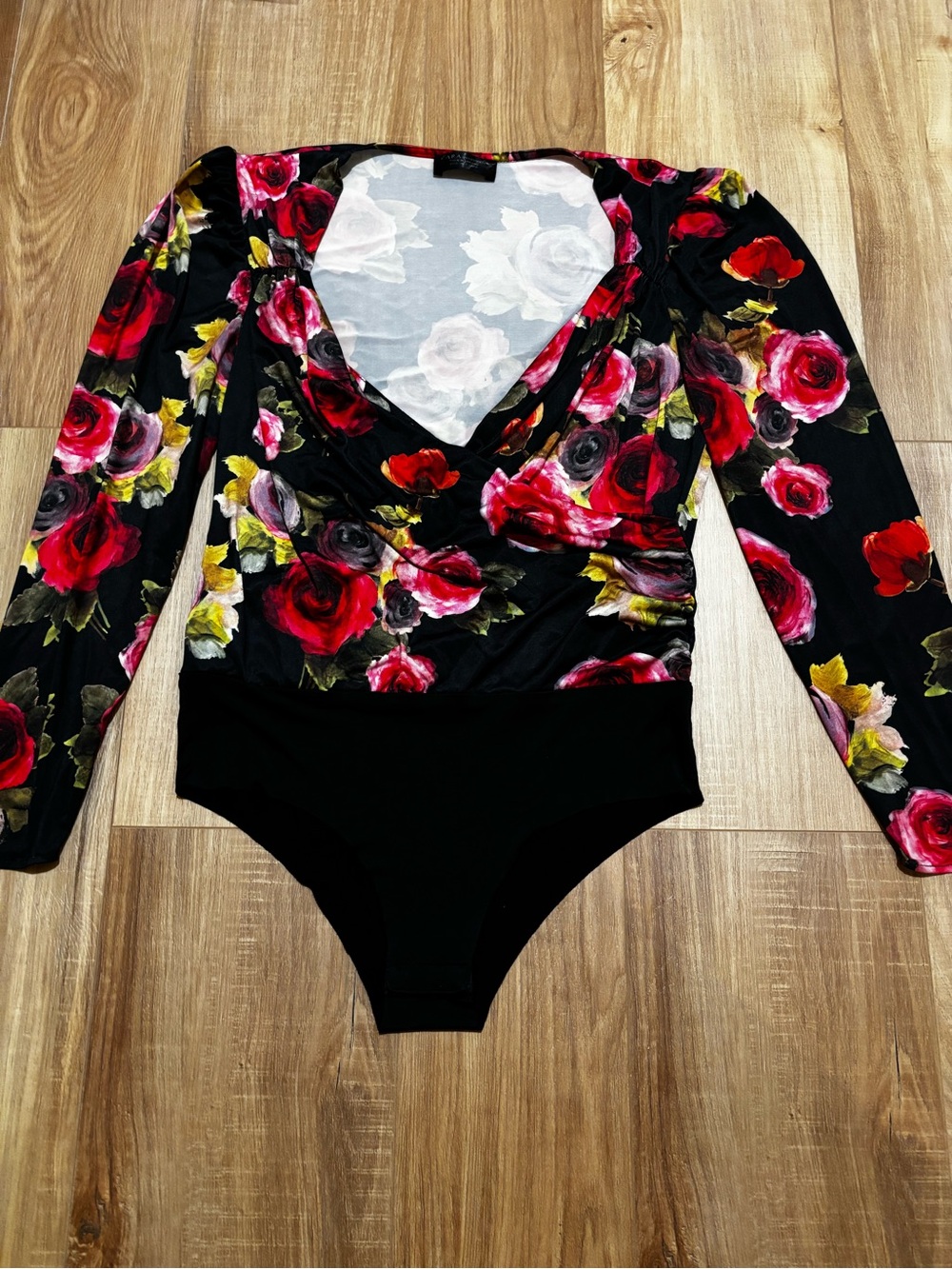 Zara Black Floral Long-Sleeve One-Piece Bodysuit in Red and Pink Size Small